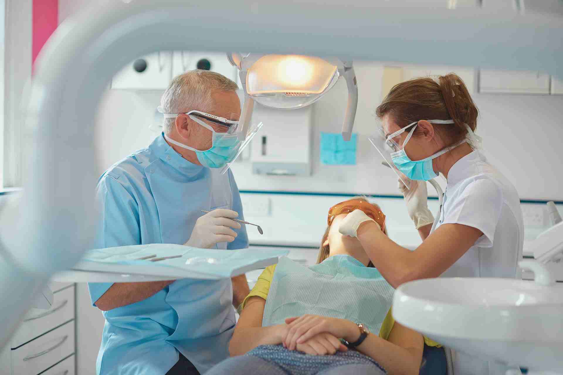 Dentist in Harper Woods, MI